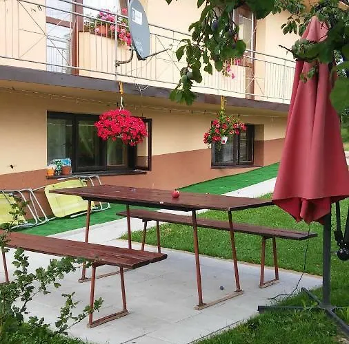 Agroturystyka Maria Dębska Sromowce Wyzne